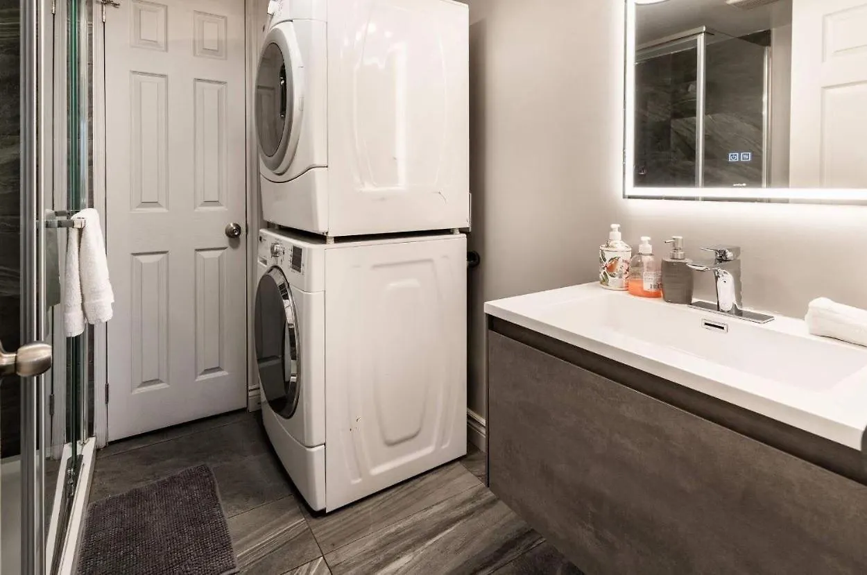 2 Bedroom Apartment In Montreal